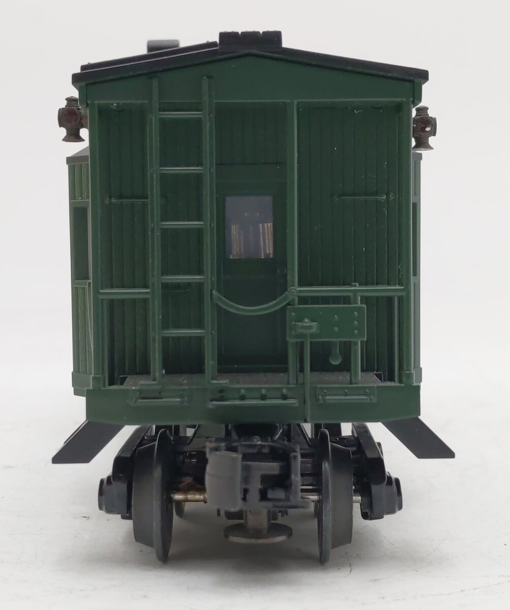 MTH 30-7725 O Gauge Northern Pacific Work Caboose with Bay Window EX/Box