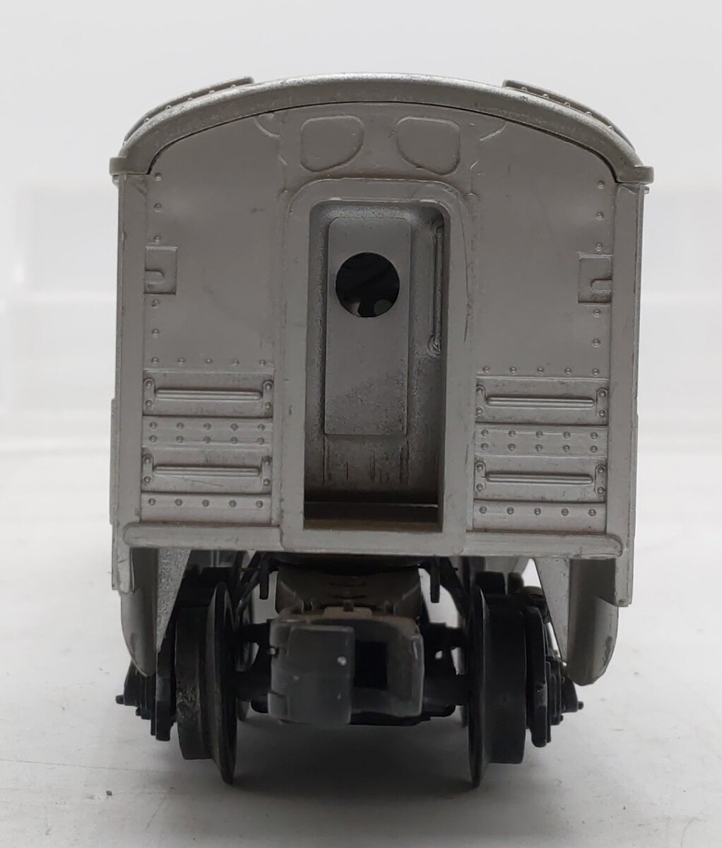 Lionel 2434 Vintage O Lionel Lines Illuminated Newark Passenger Car VG