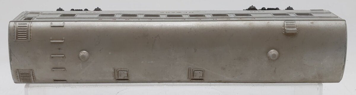 Lionel 2434 Vintage O Lionel Lines Illuminated Newark Passenger Car VG