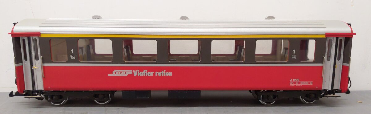 LGB 3067 G Scale Swiss 1st Class Rhatische Bahn Passenger Car (Metal Wheels) LN