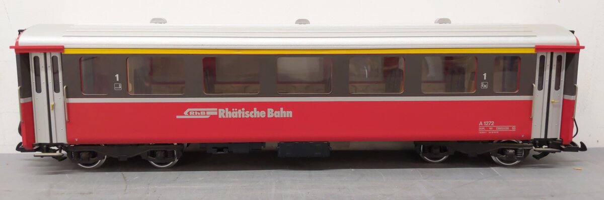 LGB 3067 G Scale Swiss 1st Class Rhatische Bahn Passenger Car (Metal Wheels) LN