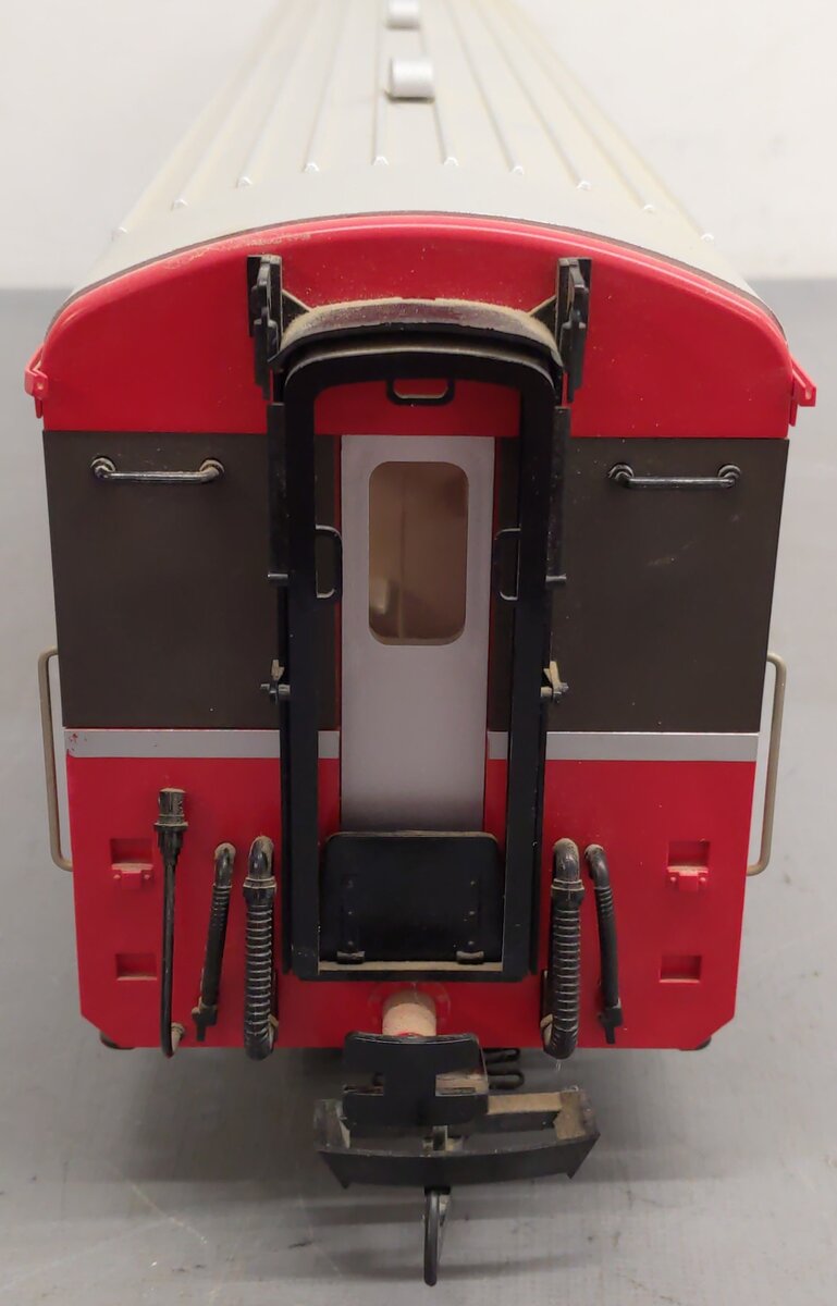 LGB 33670 G Scale RhB Passenger Car - Metal Wheels LN