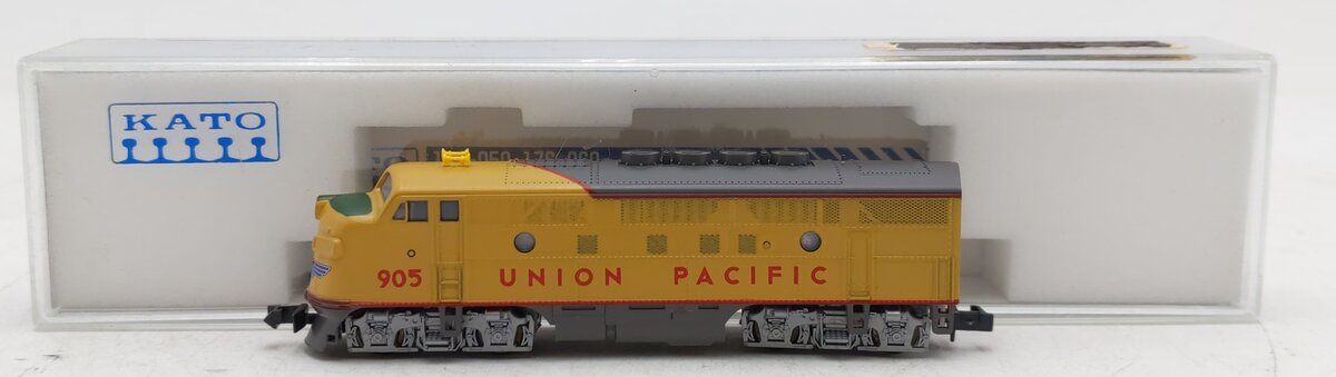 Kato 176-073 N Union Pacific F3A Phase II Diesel Locomotive #905 EX/Box