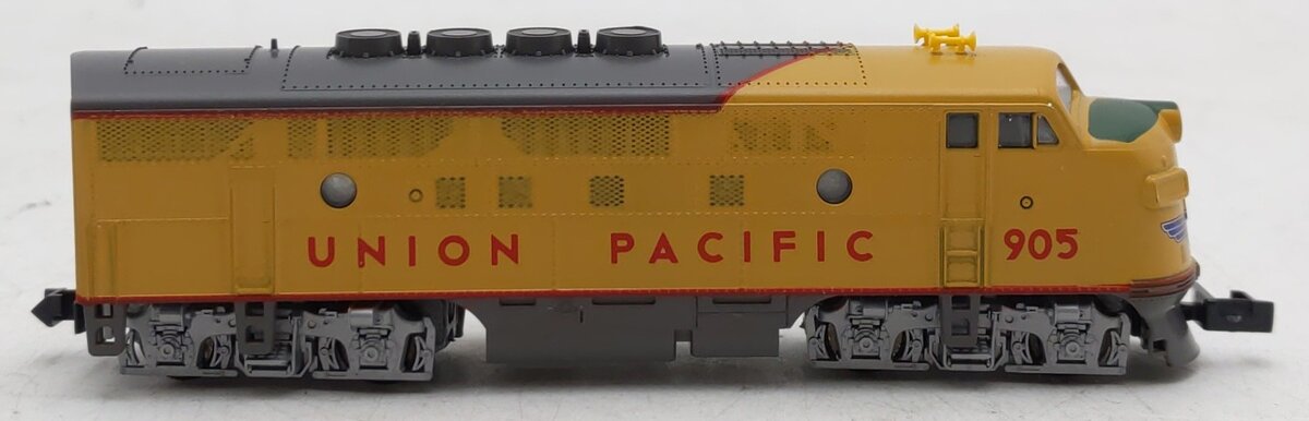 Kato 176-073 N Union Pacific F3A Phase II Diesel Locomotive #905 EX/Box