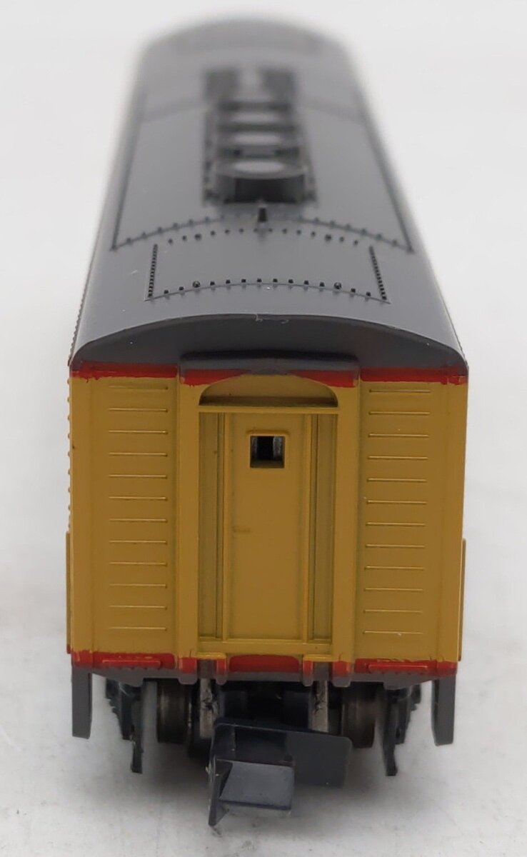 Kato 176-083 N Scale Union Pacific F3B Diesel Phase II #905B EX/Box
