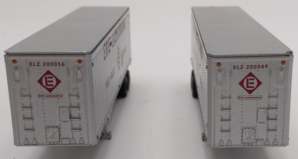 Athearn 70485 HO Scale Erie Lackawanna 40' Trailers (Set of 2) EX/Box