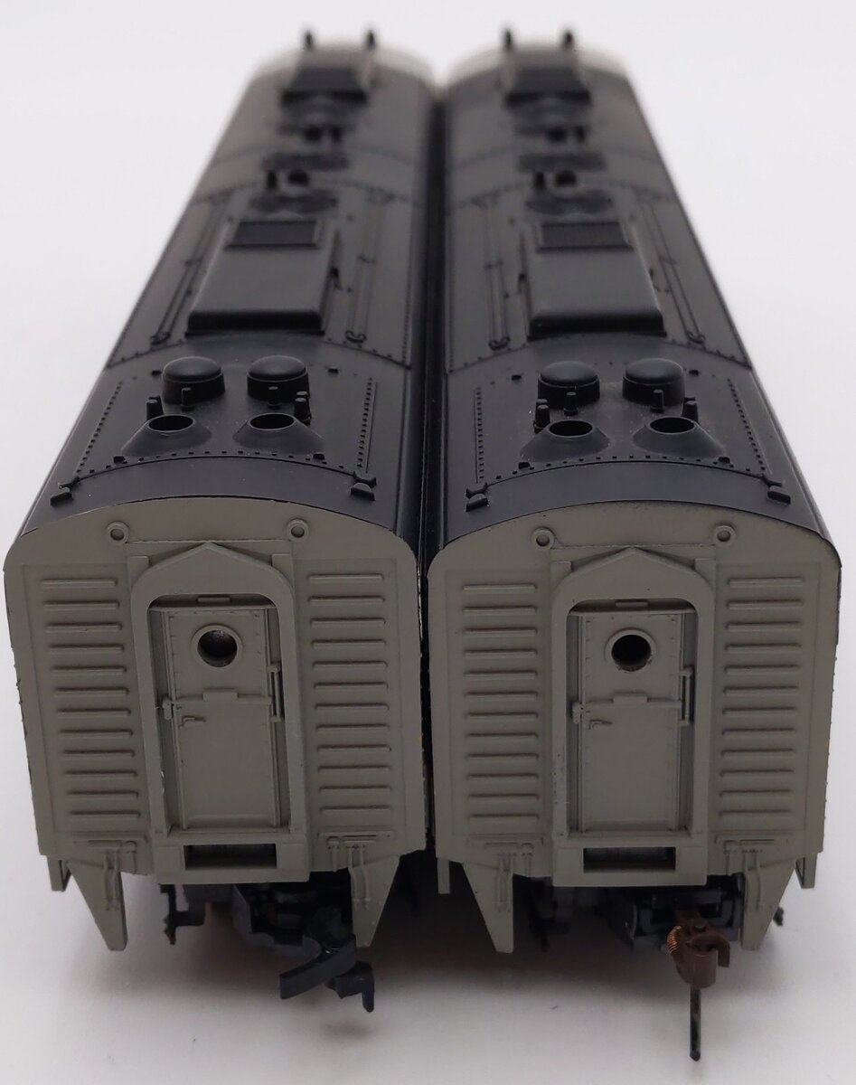 IHC 1972 HO Scale Lackawanna E-8A Diesel AB Set #810/#811/Box