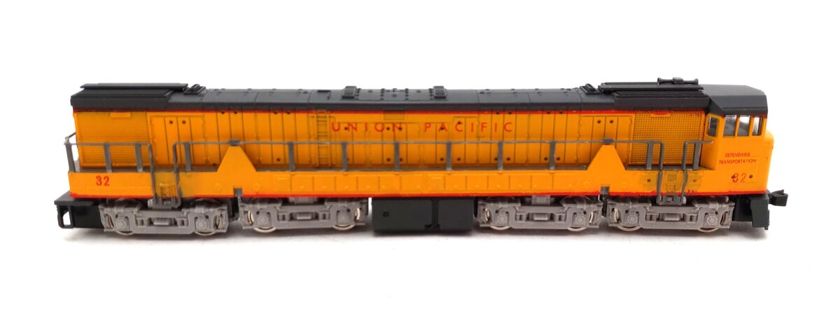Con-Cor 3301A N Scale Union Pacific U-50 Diesel Locomotive #32 LN/Box