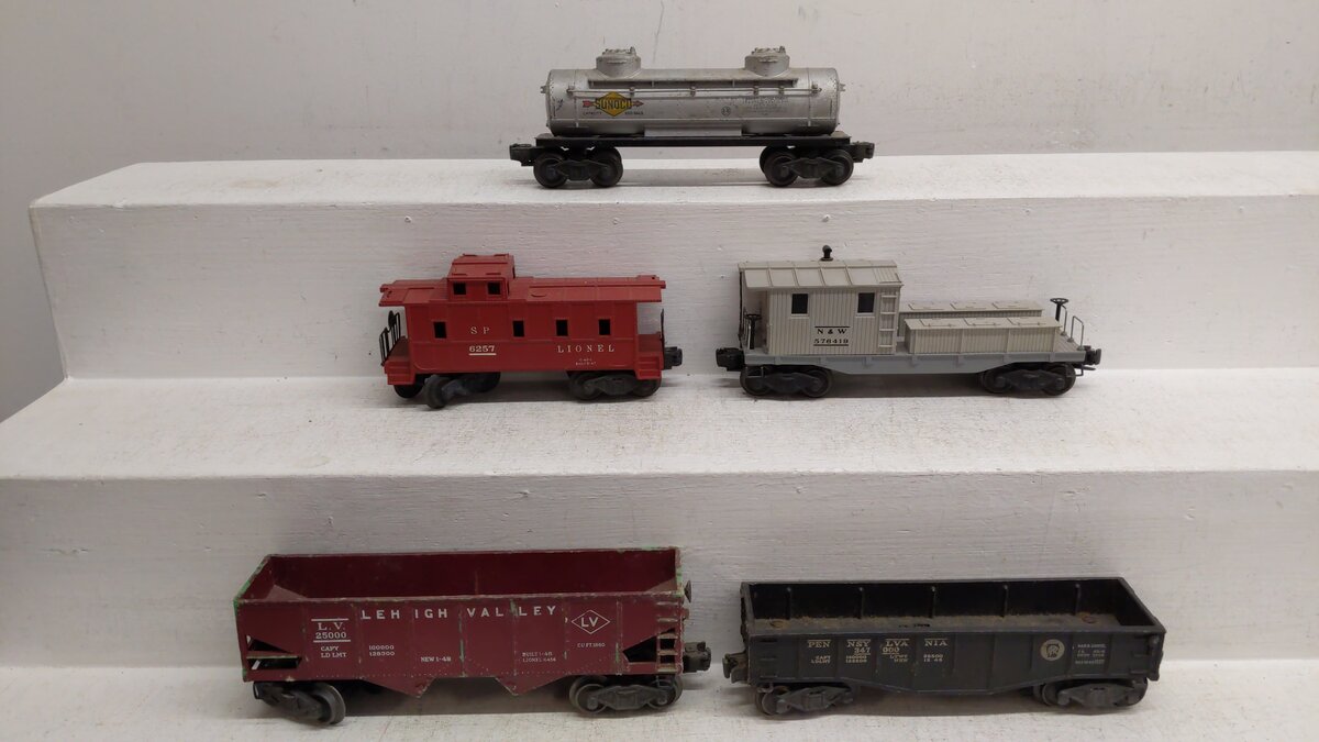 Lionel O Vintage Train Cars 25000, 347000, 576419, Sunoco Tank Car, 6257 [5] VG
