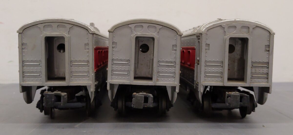 Lionel Vintage O Lionel Lines Passenger Cars: 2442, 2445, 2446 [3] EX