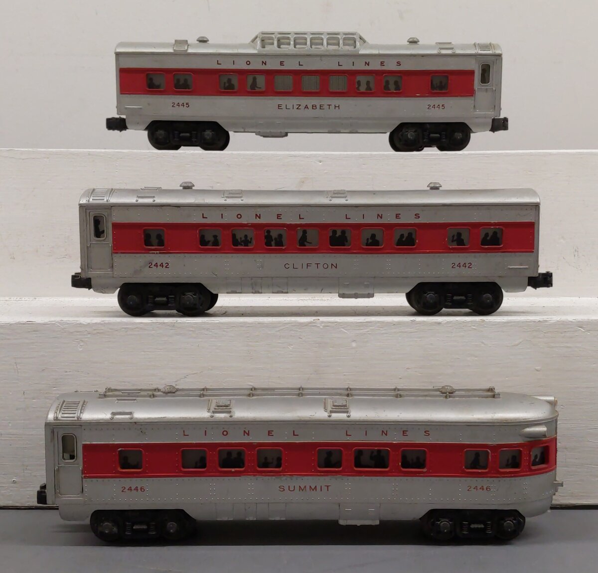 Lionel Vintage O Lionel Lines Passenger Cars: 2442, 2445, 2446 [3] EX