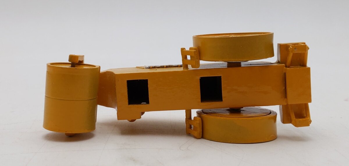 1:50 Scale Galion Chief Roll-O-Matic 3 Drum Breakdown Roller VG