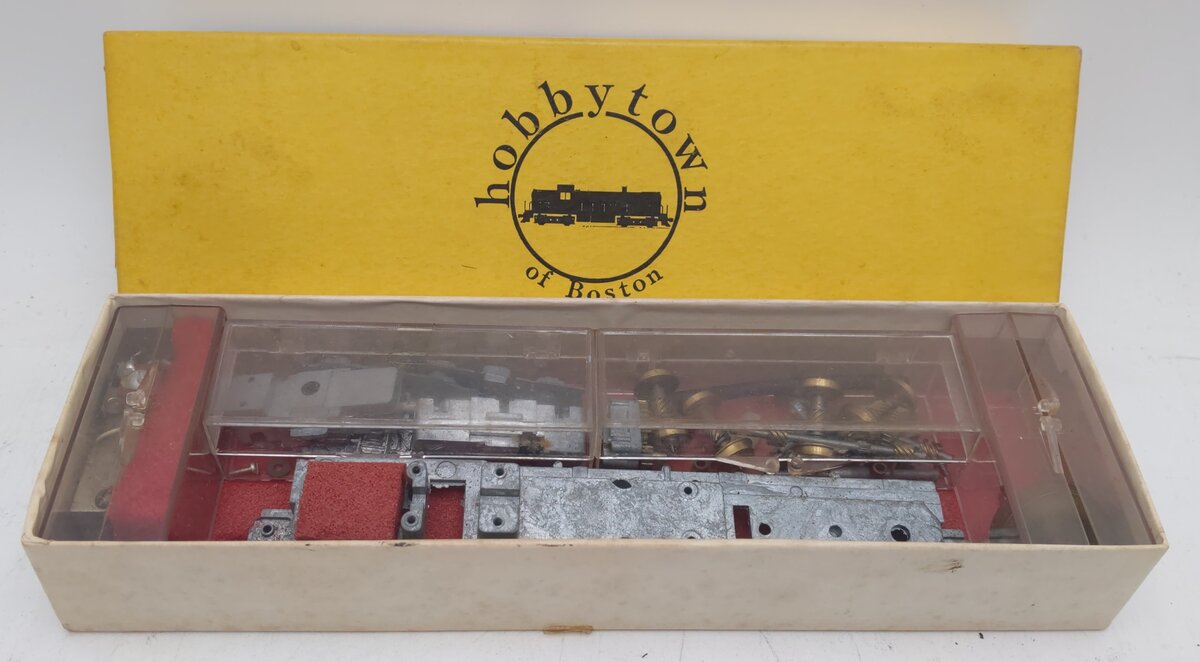 Hobbytown 67408F HO Vintage GP-30 Road Switcher Flywheel Drive Power Chassis Kit VG/Box