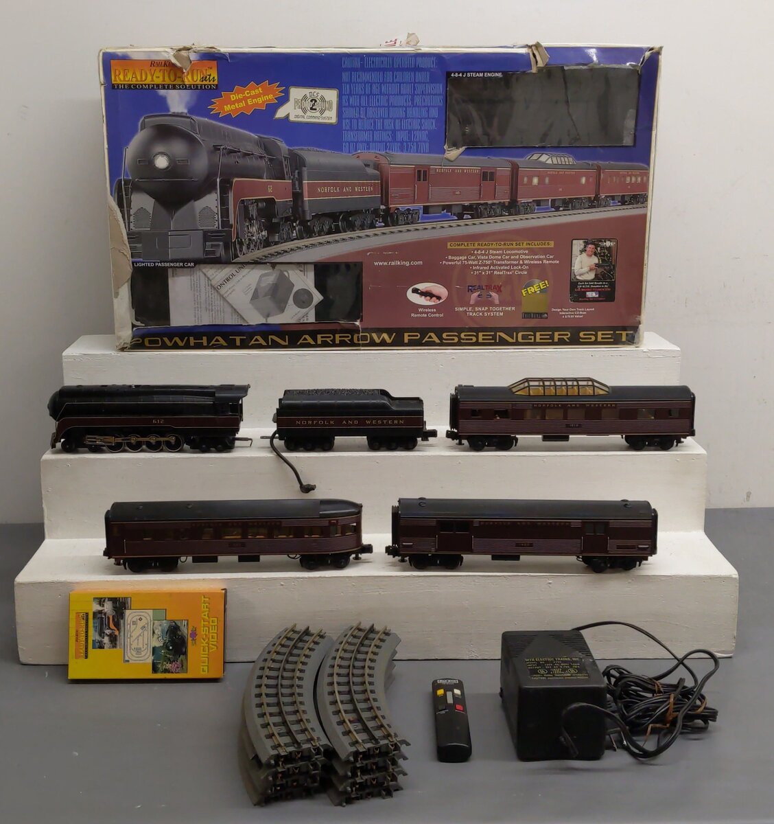 MTH 30-4036-1 O Gauge N&W 4-8-4 J Bantam Steam Passenger Train Set w/PS2 #612 EX/Box