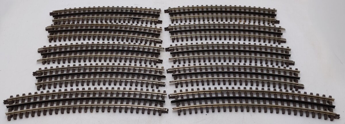 Atlas O Gauge Assorted Curved Track Sections [10]