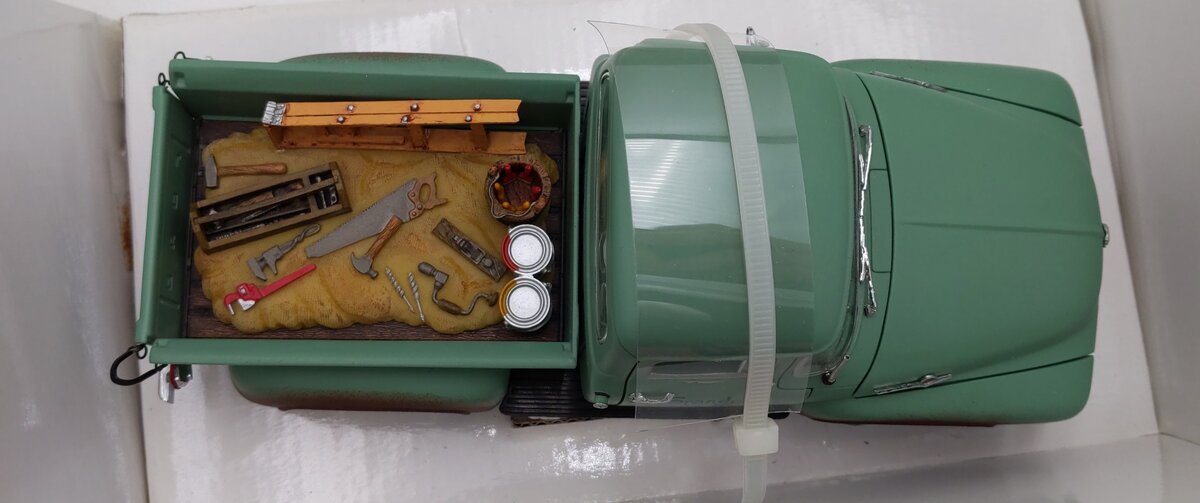 First Gear 1:25 Scale 1956 Ford F-100 Pickup Truck LN/Box