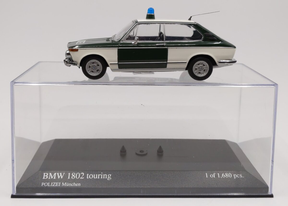 Minichamps 1:43 Diecast BMW 1802 Touring Polizei EX