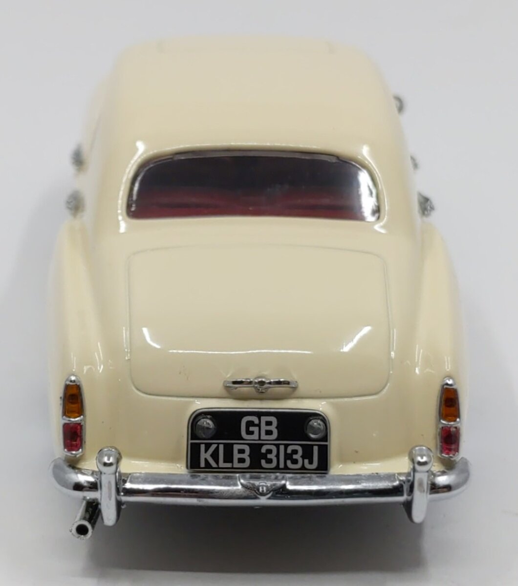 Minichamps 1:43 Diecast 1956 Bentley S1 Continental EX