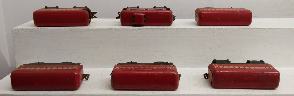 Marx Vintage O Tinplate Pullman Cars & Caboose: 558, 556 [6] VG