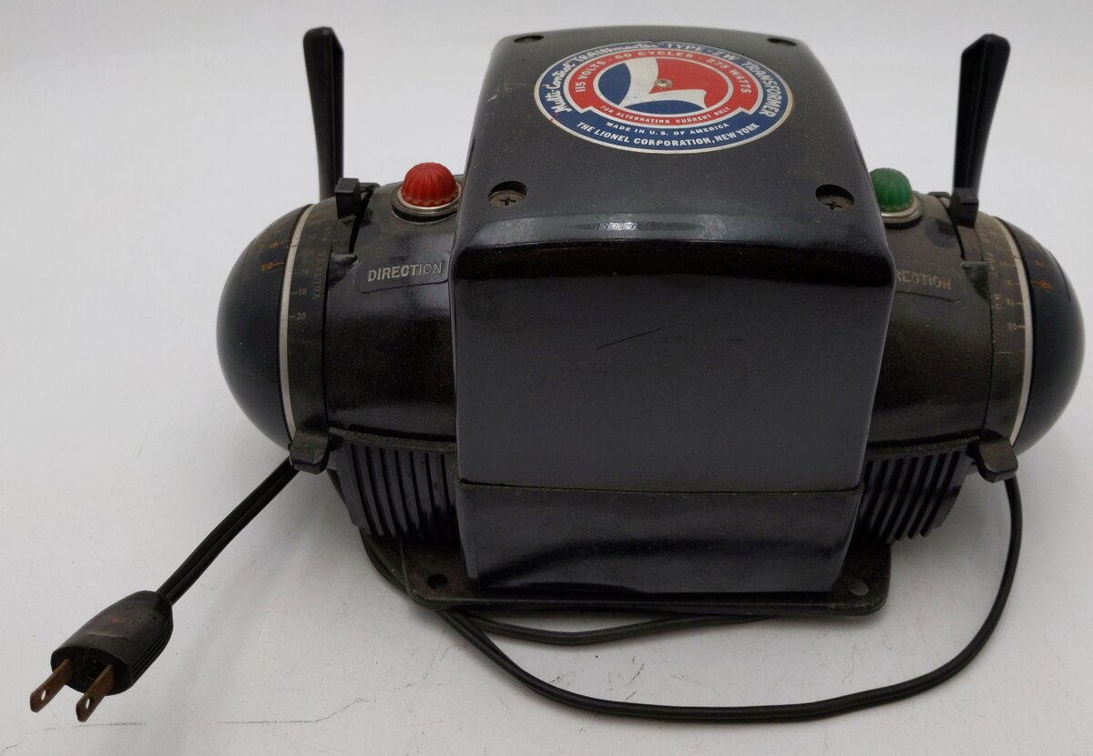 Lionel ZW O Gauge Vintage Trainmaster 275 Watt Transformer with Whistle VG