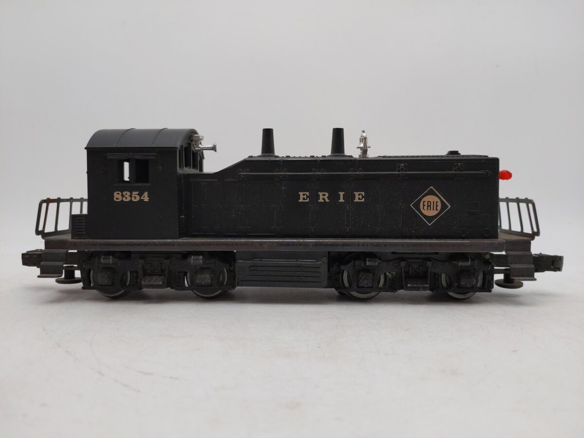 Lionel 6-8354 O Gauge Erie NW-2 Diesel Locomotive Switcher #8354 VG/Box