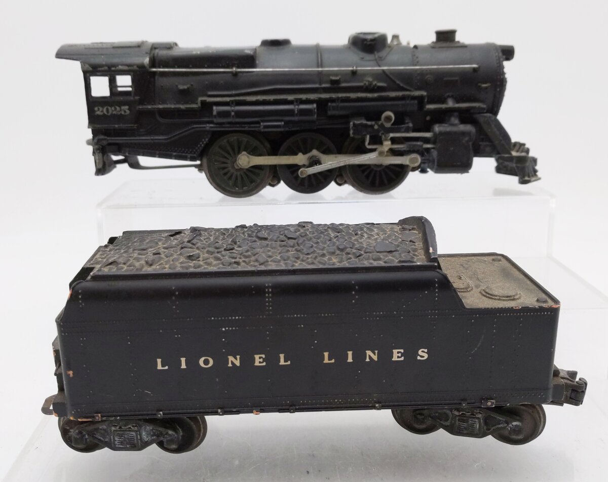 Lionel 2025 Vintage O 2-6-4 Die-Cast Steam Locomotive w/6466W Tender EX