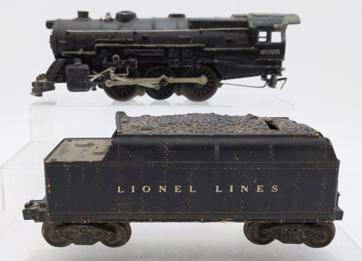 Lionel 2025 Vintage O 2-6-4 Die-Cast Steam Locomotive w/6466W Tender EX