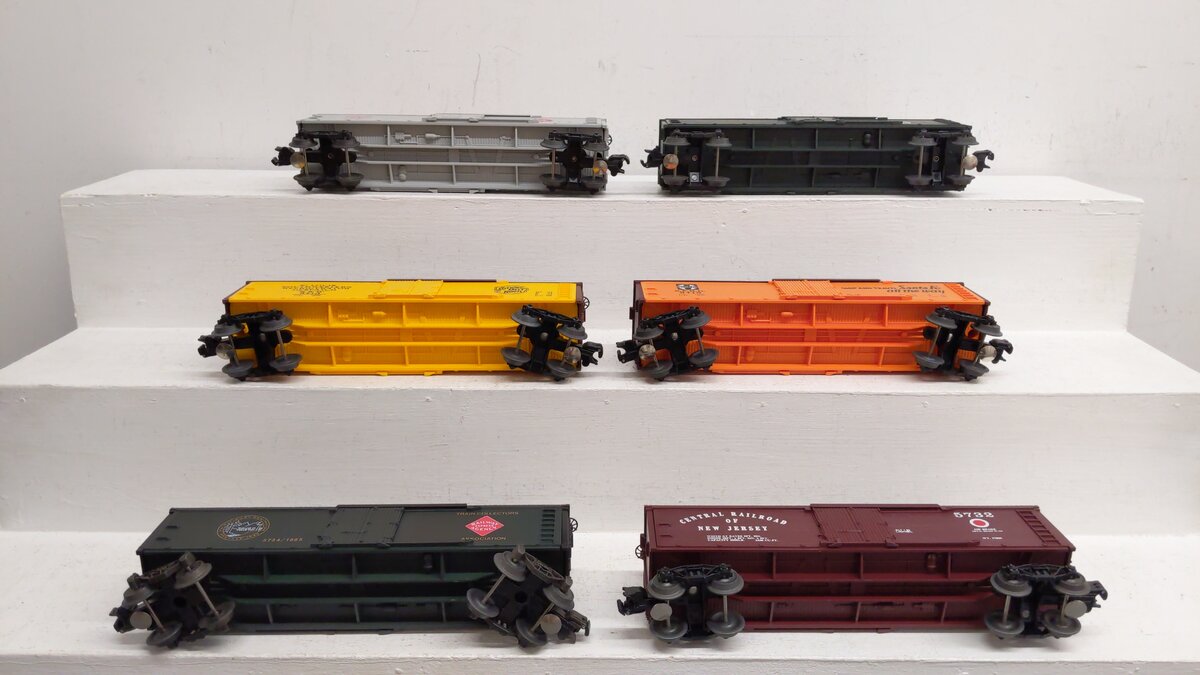 Lionel O Assorted Freight Cars 5719, 5734, 5720, 5732, 5713, 5715[6] EX/Box