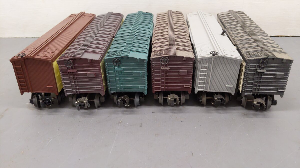 Lionel O Assorted Freight Cars 5701, 5735, 5707, 5700, 5708, 5706 [6] EX/Box