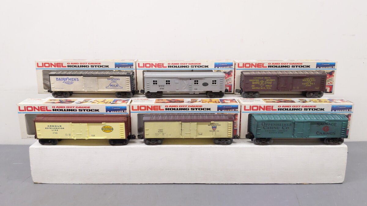 Lionel O Assorted Freight Cars 5701, 5735, 5707, 5700, 5708, 5706 [6] EX/Box