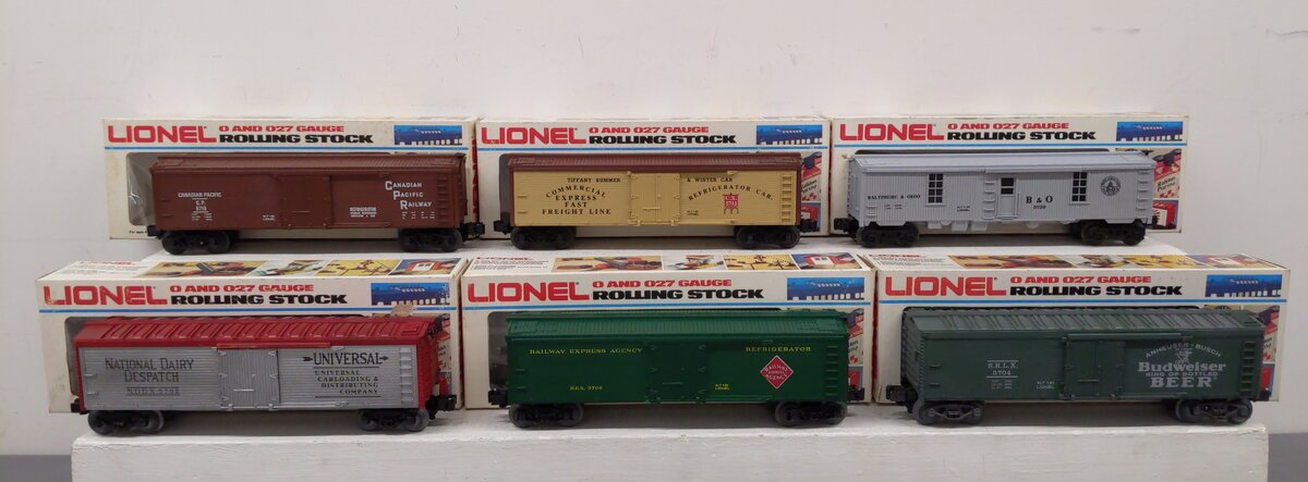 Lionel O Assorted Freight Cars 5739, 5704, 5710, 5711, 5709, 5702 [6] EX/Box