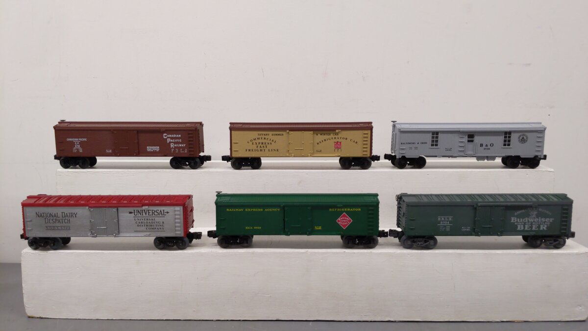 Lionel O Assorted Freight Cars 5739, 5704, 5710, 5711, 5709, 5702 [6] EX/Box