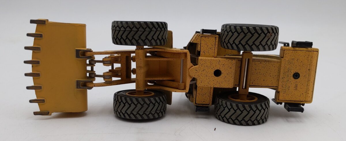 Norscot 1:50 Scale Caterpillar CAT 980G Yellow Dirt Wheel Loader - Weathered VG