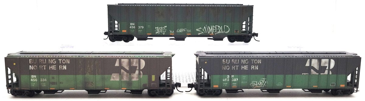 Micro-Trains 98305064 N BNSF/ex-BN Weathered Hopper w/Jewel Case (Set of 3) LN/Box