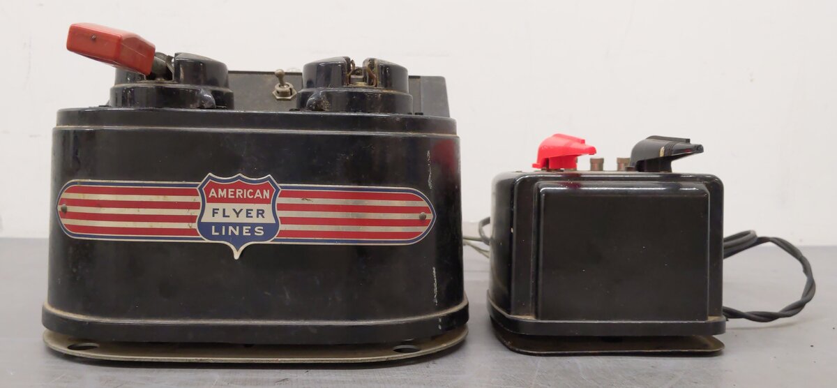 American Flyer & Lionel Vintage Transformers: 18B & 1033 [2]