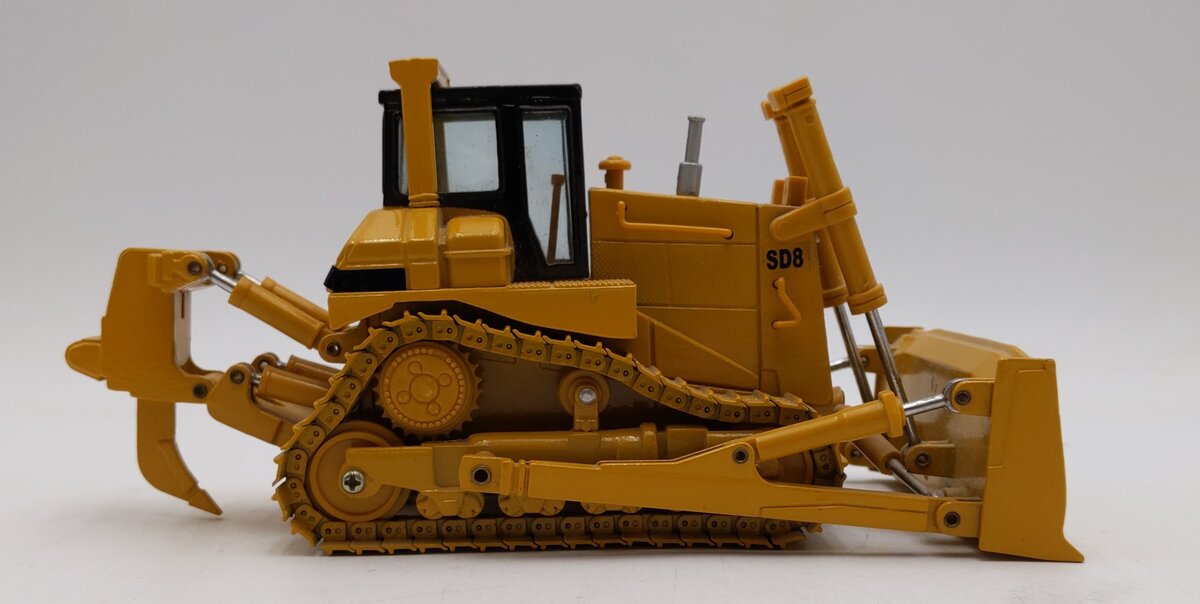 Unknown Manufacturer 1:34 Scale Chinese SD8 Dozer With Ripper VG