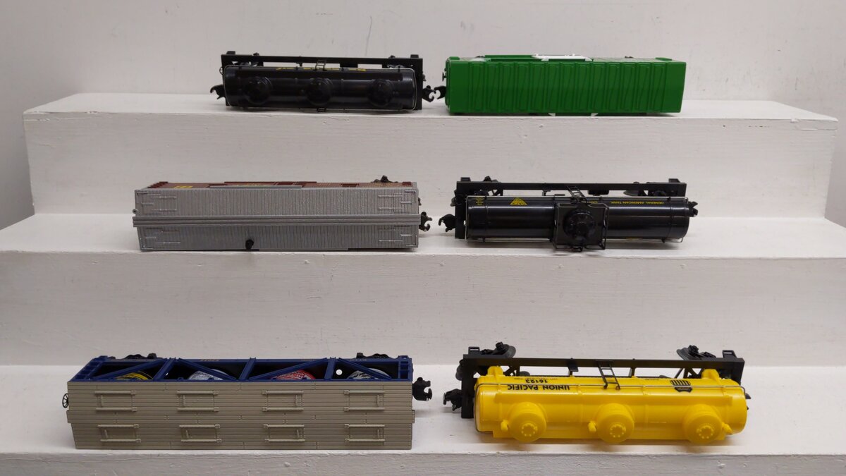 Lionel O Gauge Assorted Freight Cars 5760, 9628, 16123, 19603, 16123, 52044 [6] EX/Box