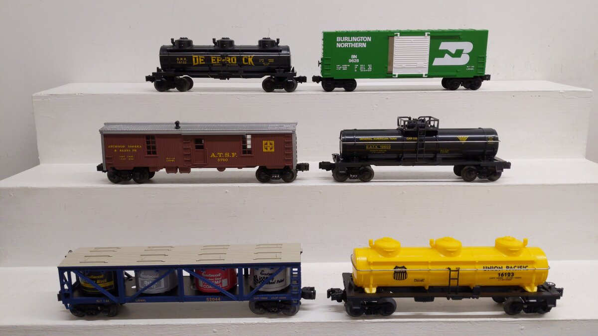 Lionel O Gauge Assorted Freight Cars 5760, 9628, 16123, 19603, 16123, 52044 [6] EX/Box