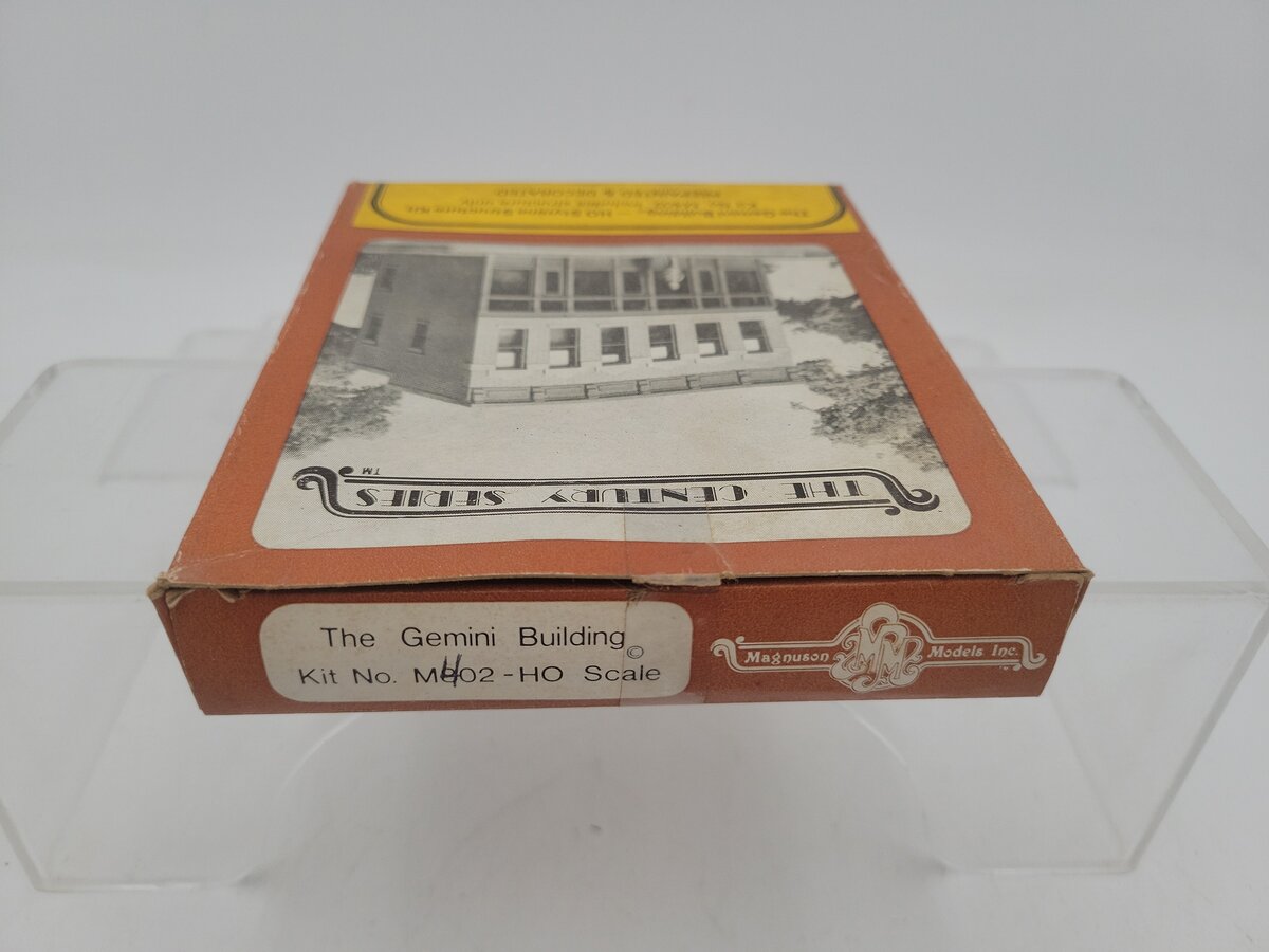 Magnuson Models M402 HO Scale The Gemini Building Styrene Structure Kit EX/Box