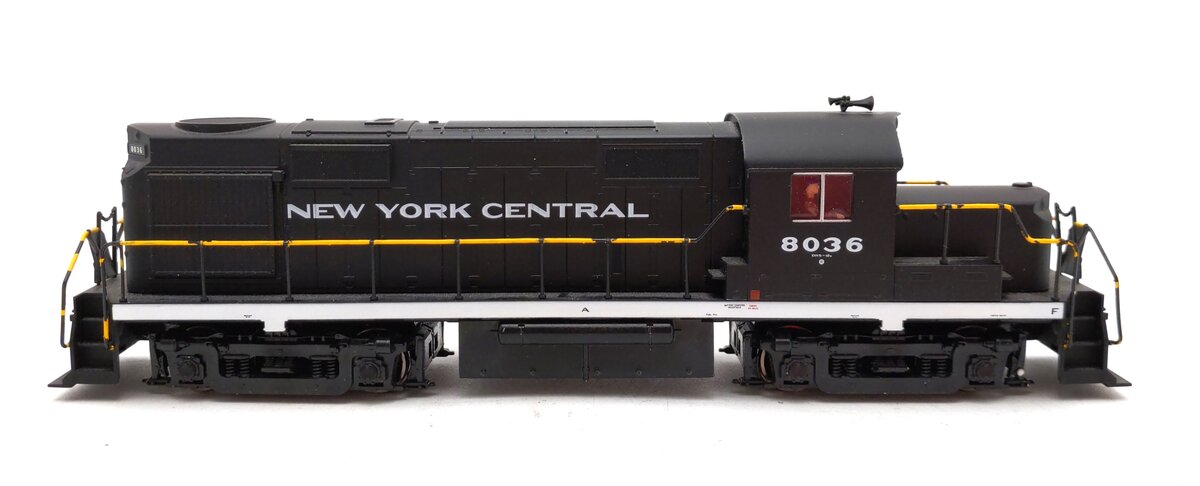 Atlas 8386 HO New York Central RS-32 Diesel Locomotive #8036 EX/Box