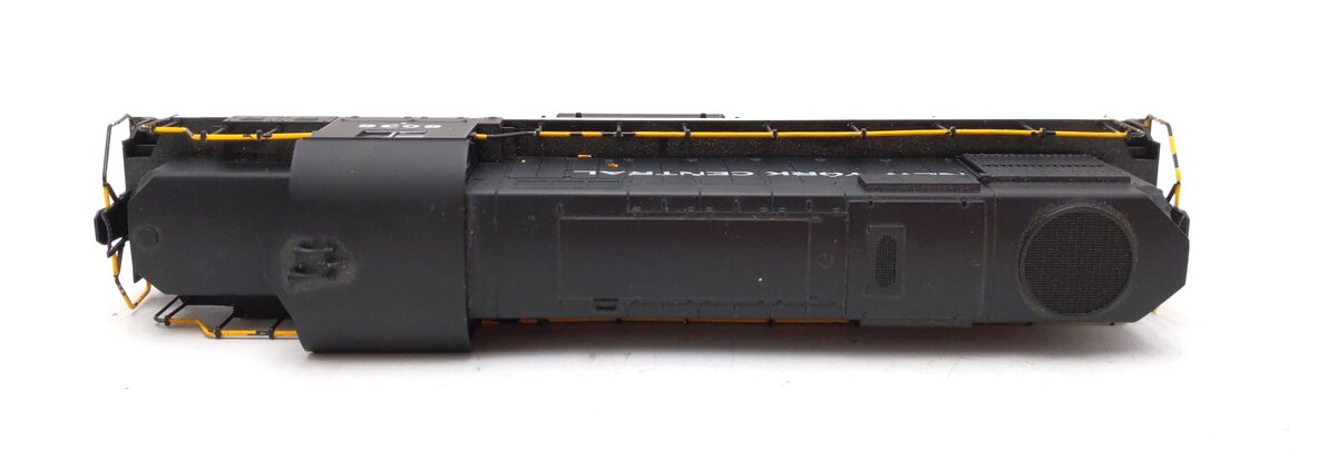 Atlas 8386 HO New York Central RS-32 Diesel Locomotive #8036 EX/Box