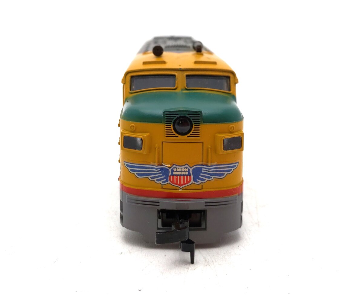 Model Power 824 HO Scale Union Pacific FA2 Diesel Locomotive #1476A EX