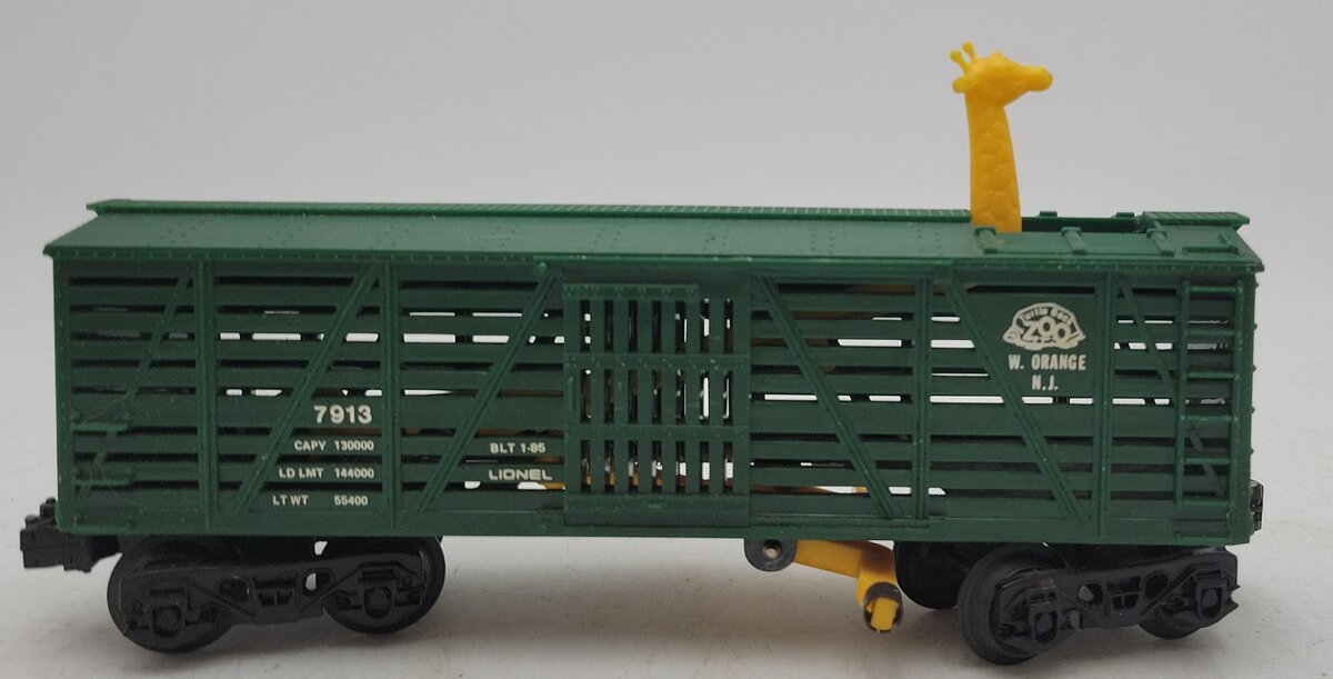Lionel 6-7913 O Gauge Turtleback Zoo Operating Giraffe Car EX