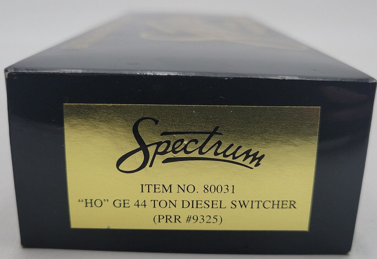 Spectrum 80031 PRR GE 44 Ton Diesel Switcher/Box