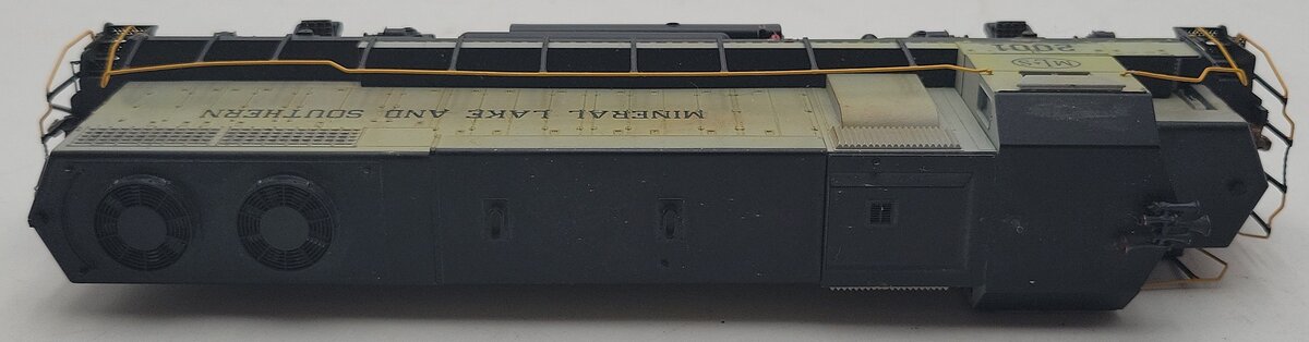 Atlas 9113 HO Scale Norfolk Southern EMD GP38 Diesel Locomotive #2001 w/DCC VG/Box