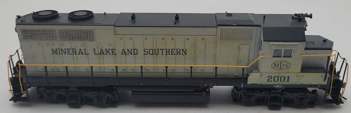 Atlas 9113 HO Scale Norfolk Southern EMD GP38 Diesel Locomotive #2001 w/DCC VG/Box