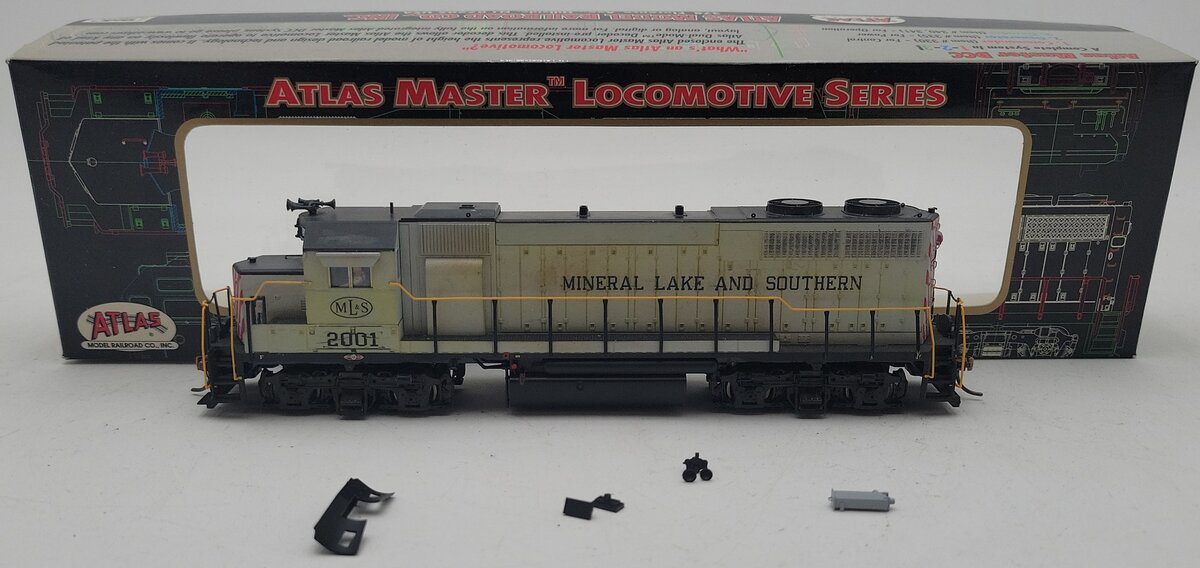 Atlas 9113 HO Scale Norfolk Southern EMD GP38 Diesel Locomotive #2001 w/DCC VG/Box