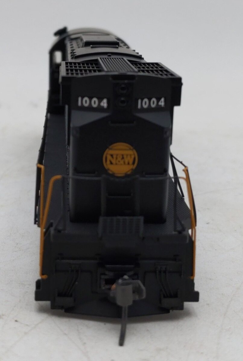 Atlas 9365 HO Scale N&W C425 Powered Diesel Locomotive #1004 EX/Box