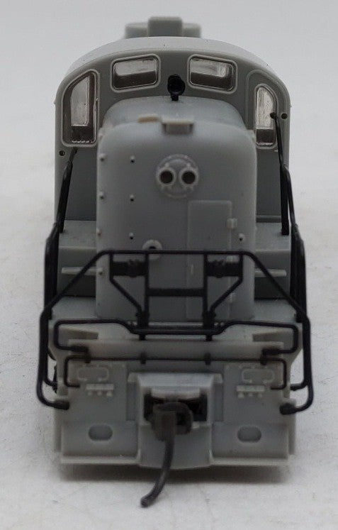 Atlas 8450 HO Scale Undecorated RS-3 Powered Diesel Locomotive EX/Box