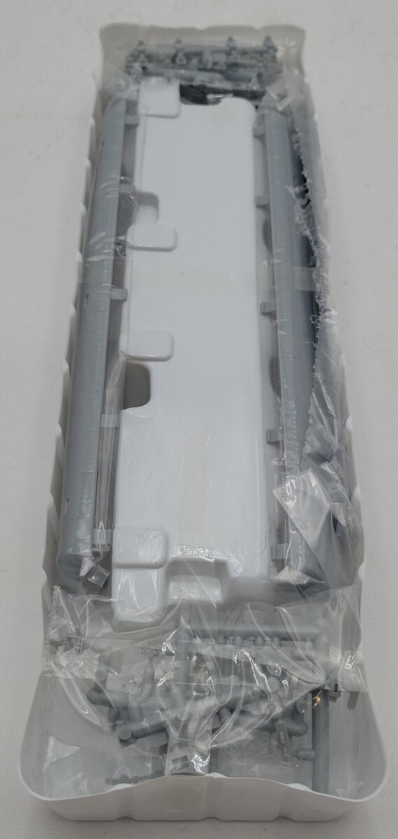 Walthers 932-5870 HO Scale Undecorated B60B Baggage Car NIB